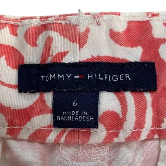Tommy Hilfiger Women's Pink and White Floral Print Shorts, Size 6 - Picture 4 of 8